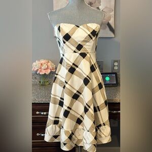 New NWT The Limited gorgeous strapless dress size 8